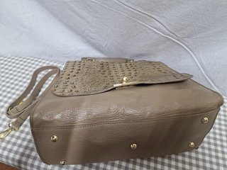 Bolso Beige Made in Italy con Correa