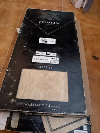 Suelo Vinílico Premium 30,5x61cm Clase 33