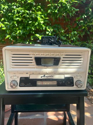 Radio CD USB Vintage - Solo Venta Local