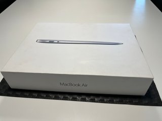 MacBook Air 2015 i5 256GB 4GB Plata