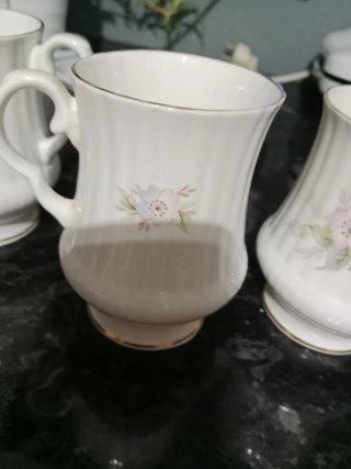 Juego 4 Tazas Cerámica Flores muy antiguas