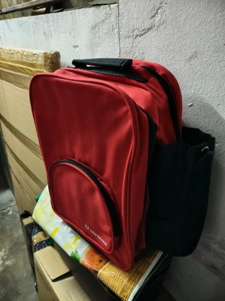 Mochila pícnic Caixa Sabadell roja