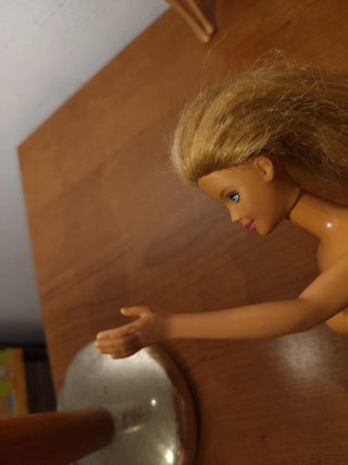 Lote 9 Barbie, anni '90. In condizioni accettabili