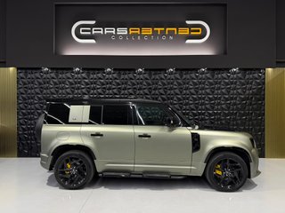 Land Rover Defender 2021