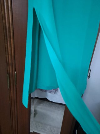 Vestido verde sin mangas