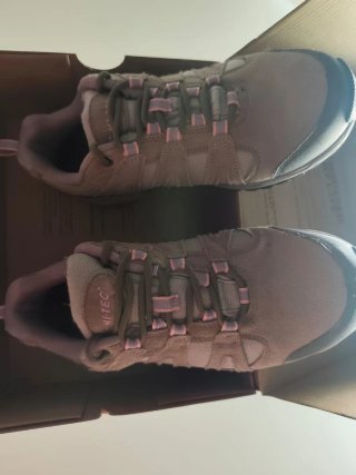 Zapatillas Hi-Tec Marrones y Rosas