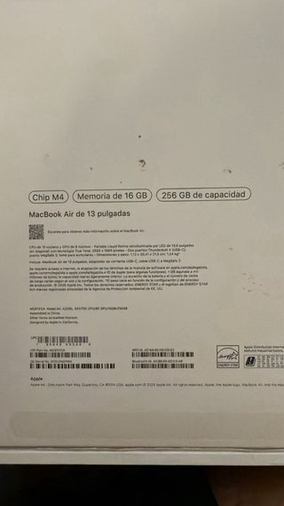 MacBook Air M4 Azul Cielo