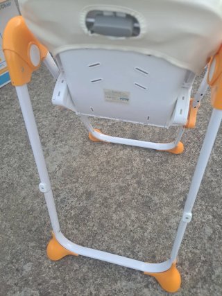 Trona infantil con estampado de jirafas