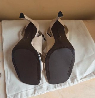 Sandalias destalonadas Zara
