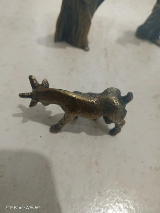 Belen antiguo, figuras bronce