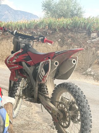 Honda CRF 250R Motocross Enduro Roja
