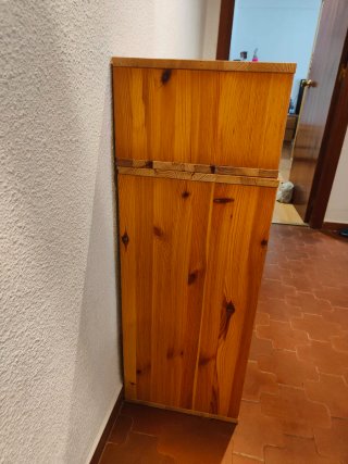 Estantería de pino macizo