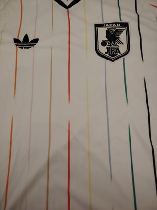 Camiseta Japón Adidas XL Arcoíris Nueva