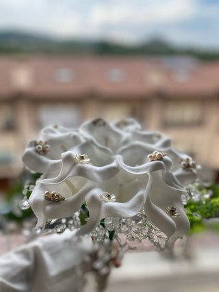 Ramo de Novia Flores Blancas y Cristales