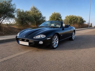 Jaguar XK8 x100 final edition