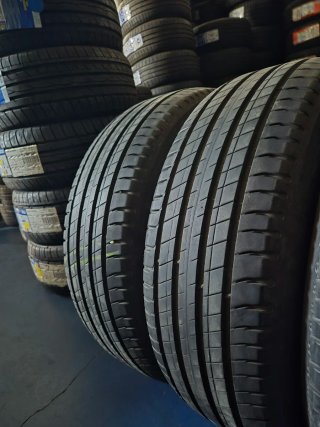 Michelin 235/50 R19