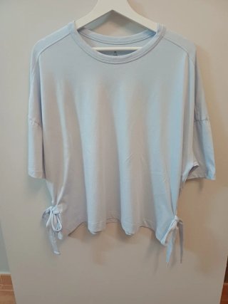 Lote 2 Camisetas Kiabi XL con lazos de mujer
