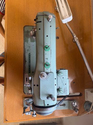 Máquina de coser Refrey Industrial