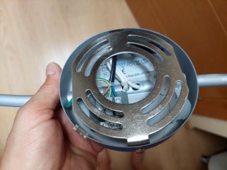 Lámpara de techo 3 focos orientables GU10.
