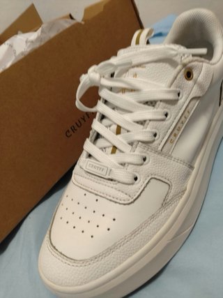 Zapatillas Cruyff Blancas y Doradas