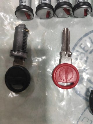 8 Bombines Cerradura Autocaravana Zadi
