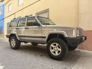 Jeep Cherokee 2000