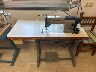 Máquina de coser industrial Alfa