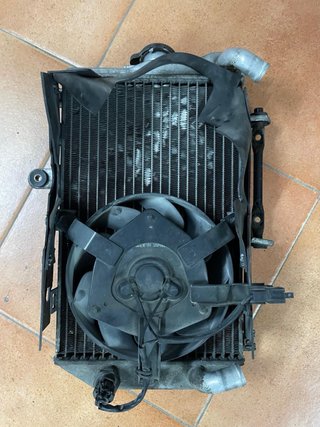 Radiador Suzuki Burgman 650