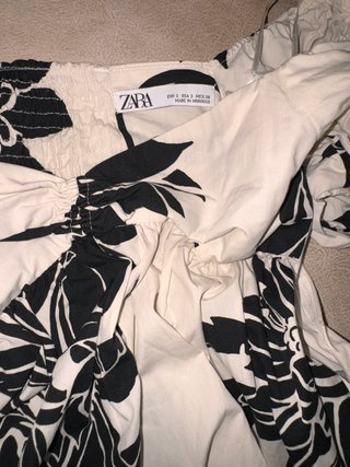 Vestido estampado floral blanco y negro