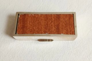 Cajita de plata con iniciales AR