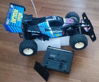 Nikko Dictator Special 4x4 + Radio