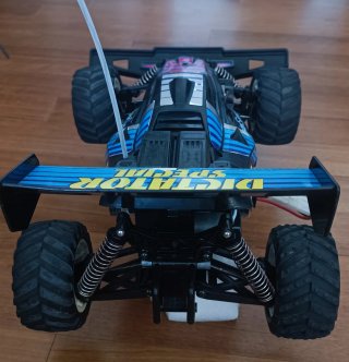 Nikko Dictator Special 4x4 + Radio