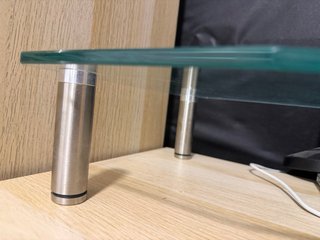 Soporte cristal escritorio Vonhaus