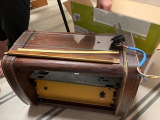 Caja de radio de válvulas vintage tonfunk
