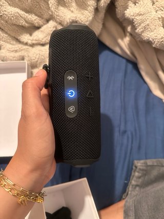 JBL Flip 7 Tomorrowland Edición Limitada