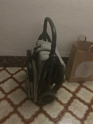 Carrito Kinderkraft Apino gris