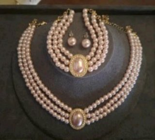 Set Bijoux Chic Collana Bracciale Orecchini