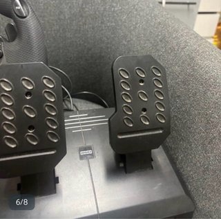 Volante PS4/PS5 con Pedales