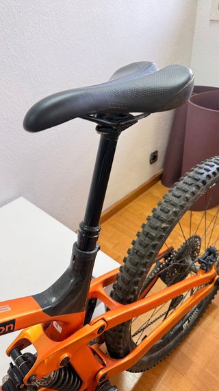 Trek Slash 9.7 Carbon 2022