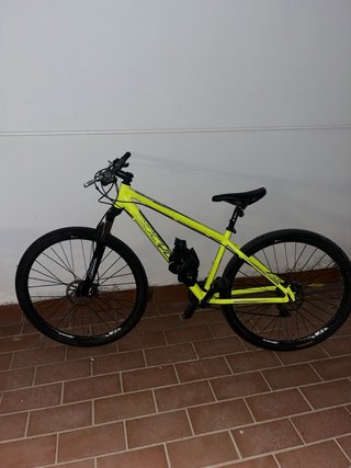 Bicicleta Montaña Amarilla