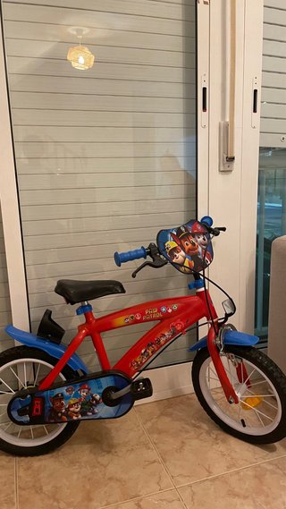 Bicicleta Paw Patrol Roja
