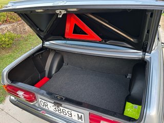 Mercedes-Benz W123 280E