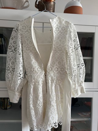 Mono corto de crochet blanco