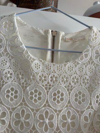 Mono corto de crochet blanco