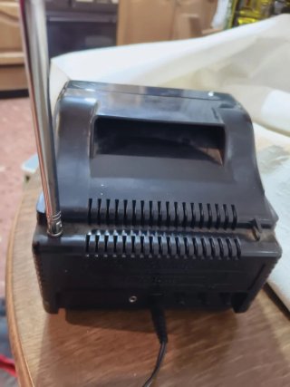 Televisor portátil mini CRT vintage