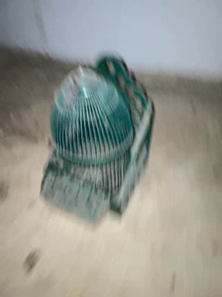 Jaula verde para pájaros Perdiz