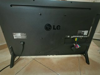 LG Smart TV 40 4K UHD