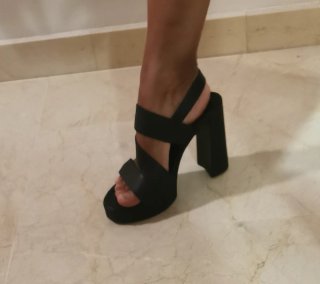 Zapatos de tacón negros talla 38