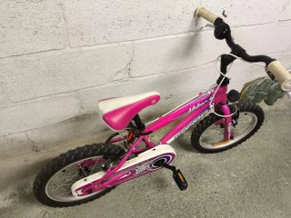 Bicicleta infantil rosa 16