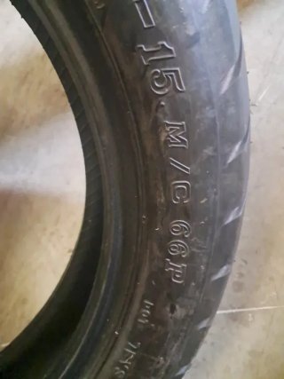 Neumático 130/90-15